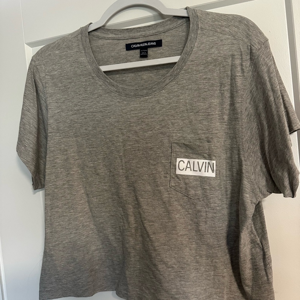 Calvin Klein Cropped Heather Gray Tee